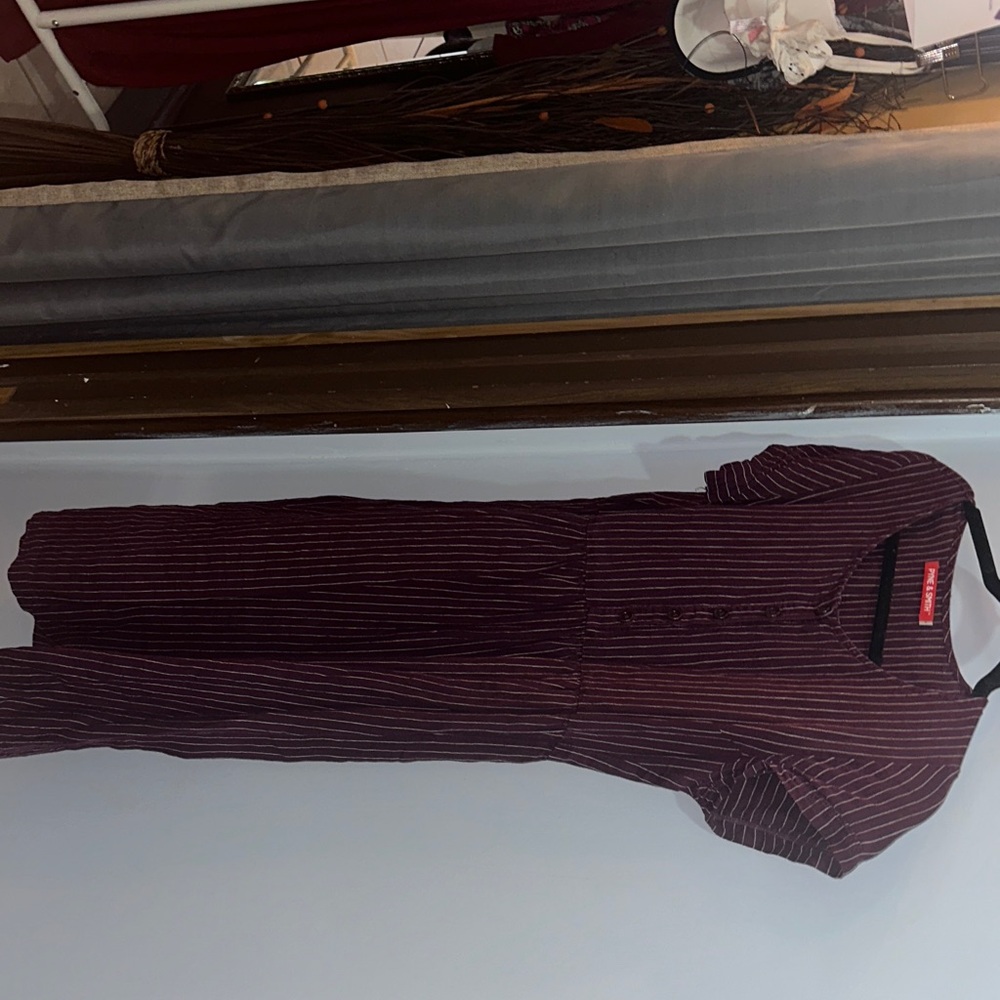 Elegant Striped Midi Dress in Burgundy